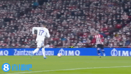 德媒：法兰克福对阵巴萨前召开会议，担心球队会遭遇惨案