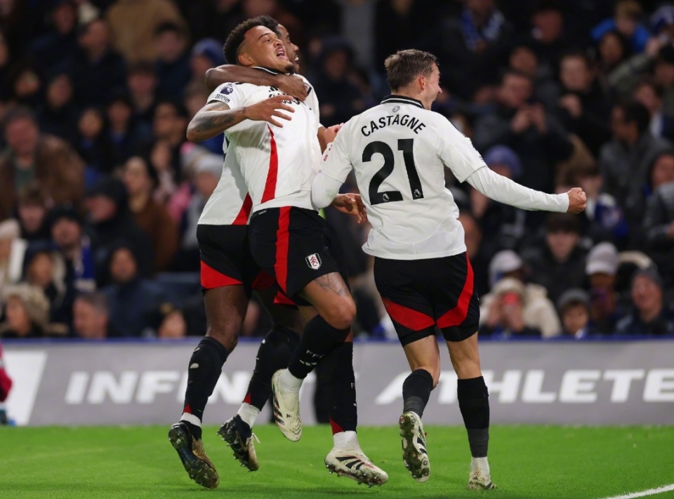 苗原：有中超球队接触韩国国脚朴镇燮，浙江队与球员有传闻