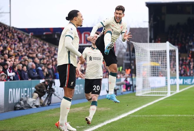 打成表演赛！徐杰单节三分6中5＊3节得到23分