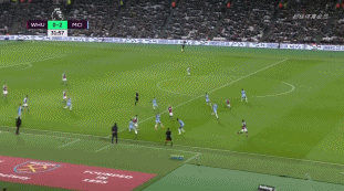 国脚关键头球助球队赢下比赛